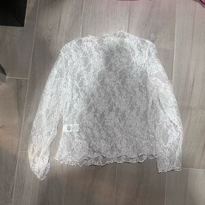 Elegant White Lace Women's Top